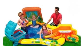 Moins de 40 euros la piscine / jeu gonflable Dinosaure Intex (20 euros de remises)