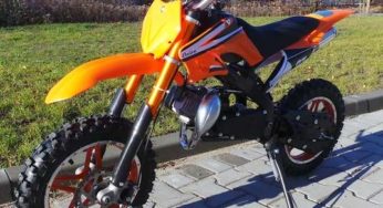 Moins de 200 euros la petite moto Dirt Bike 49cc (60km/h) port inclus