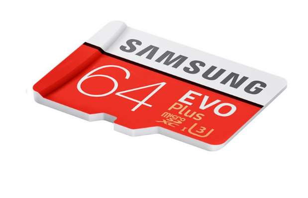Seulement 12,01€ carte microSDXC 64Go EVO PLUS Samsung U3 (100Mo/s) port inclus