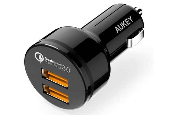 9,99€ le double chargeur USB Quick Charge 3.0 allume cigare Aukey CC-T8 (36W)