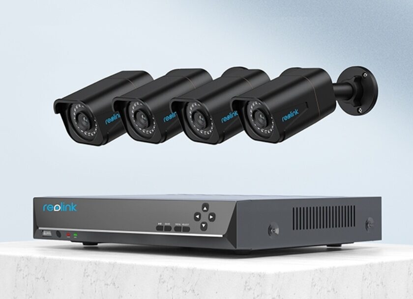 pack de vidéosurveillance reolink avec 4 cameras poe 8mp et centrale 2to 